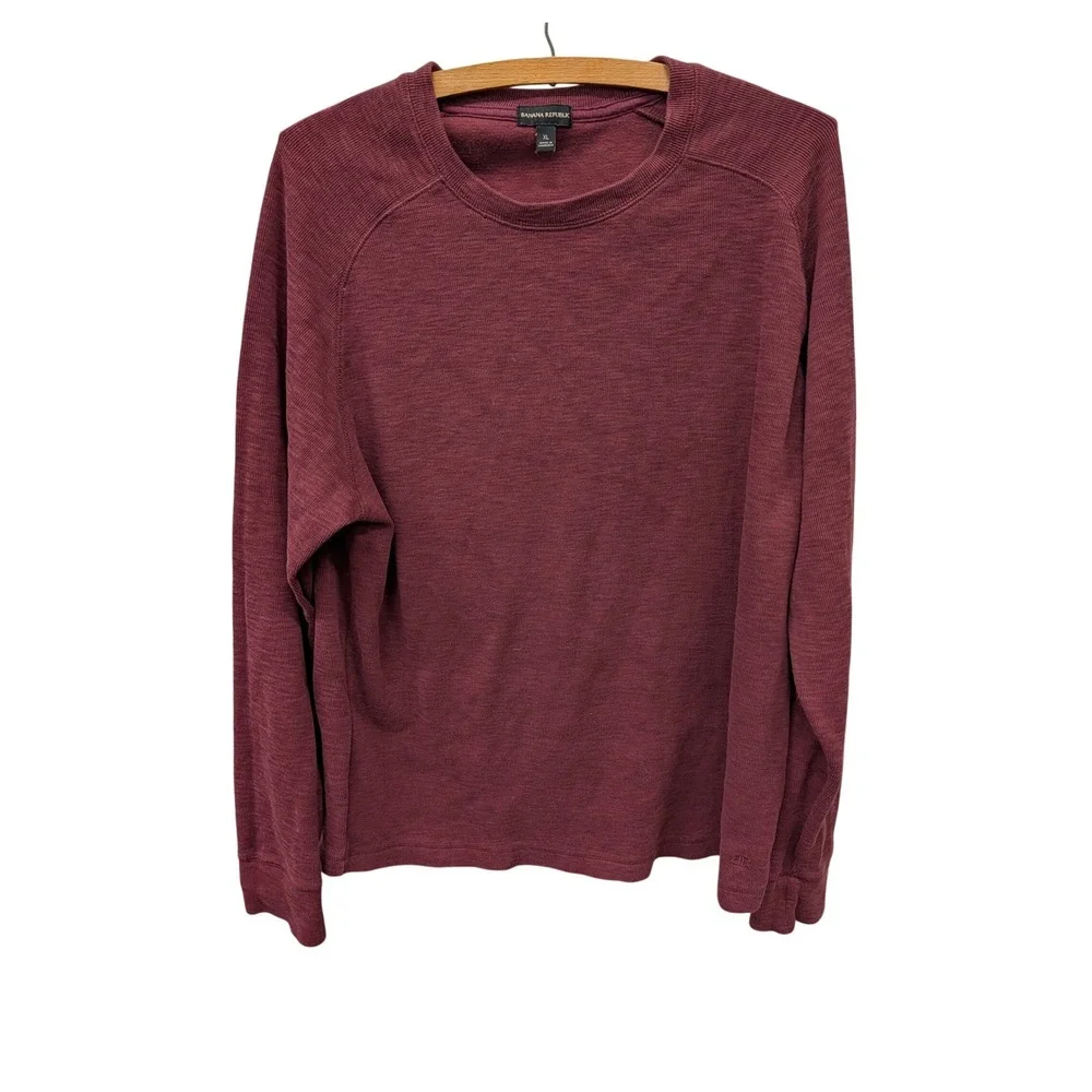 Banana Republic Men's Burgundy Slub Knit Raglan Long Sleeve Crewneck Shirt- XL